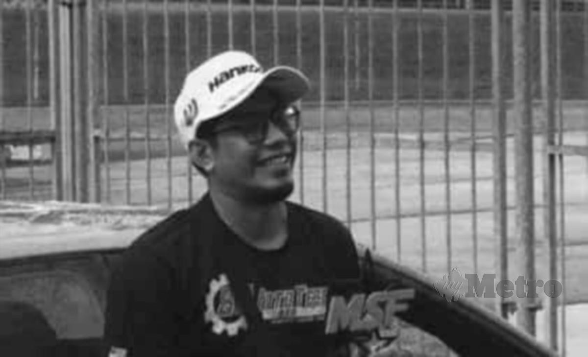 Muhammad Amir Mohd Yusoff maut akibat dirempuh sebuah kereta lumba di Litar Dato'Sagor, petang semalam. FOTO IHSAN FB MUHAMMAD AMIR.