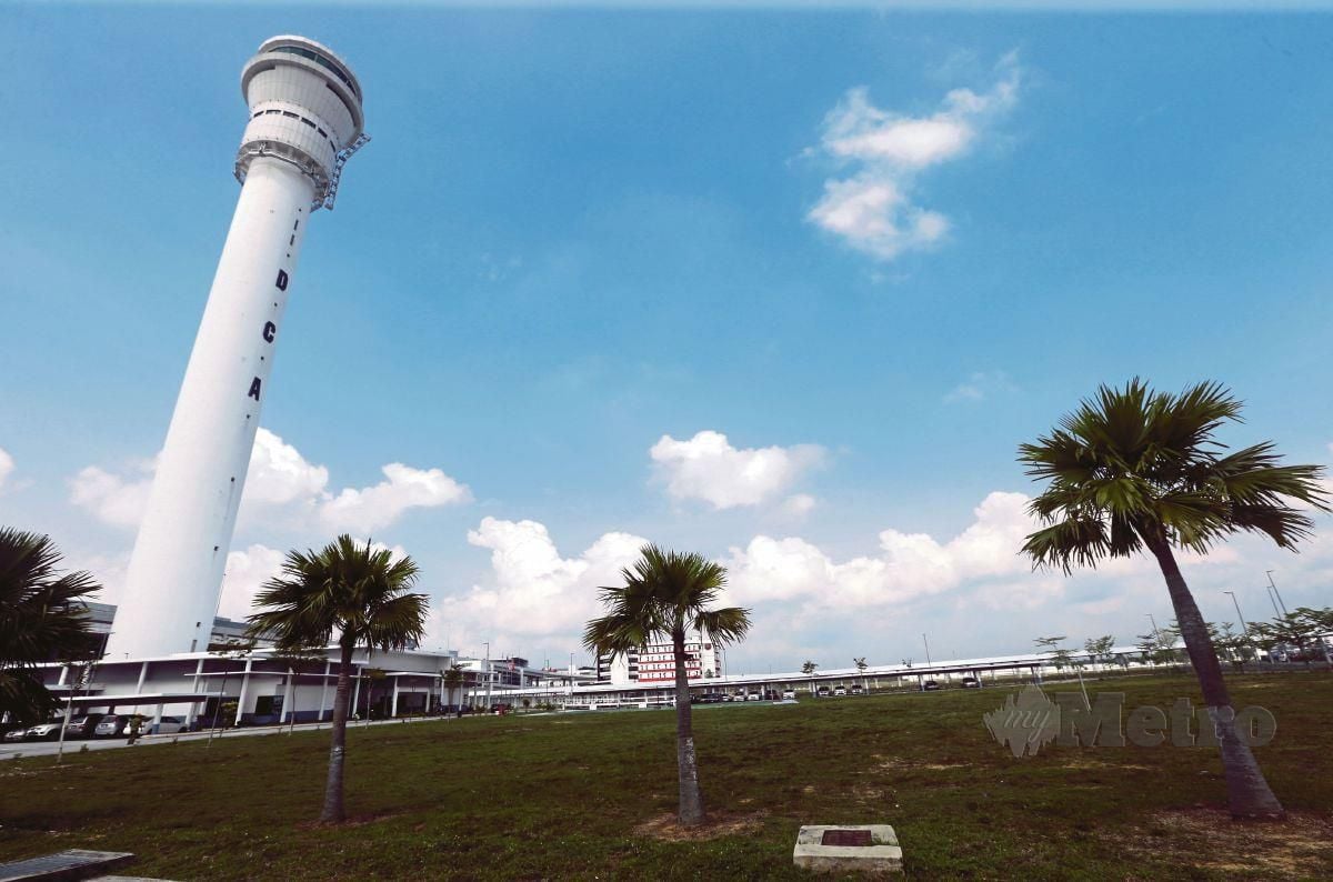 Pusat Kawalan Trafik Udara Pihak Berkuasa Penerbangan Awam Malaysia (CAAM)