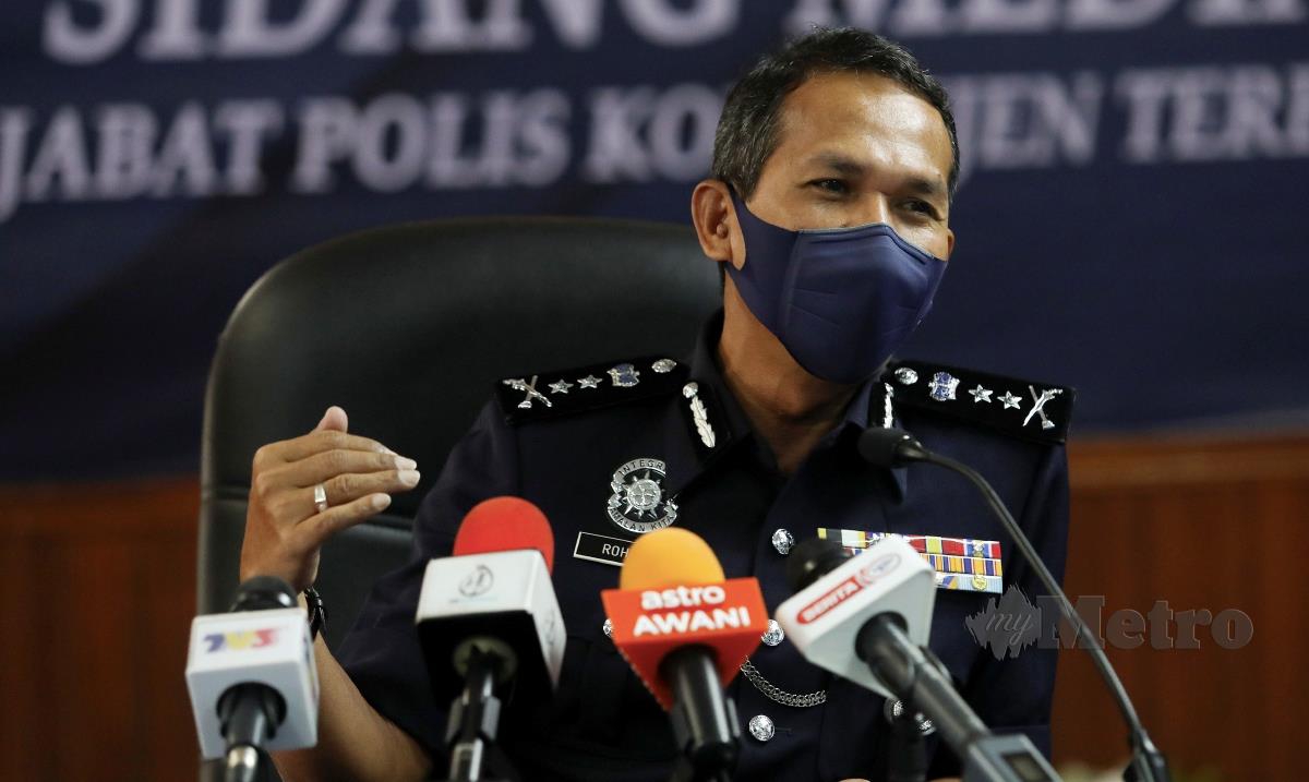 Rohaimi semasa sidang media di Ibu Pejabat Polis Kontinjen Terengganu di sini hari ini.  FOTO GHAZALI KORI