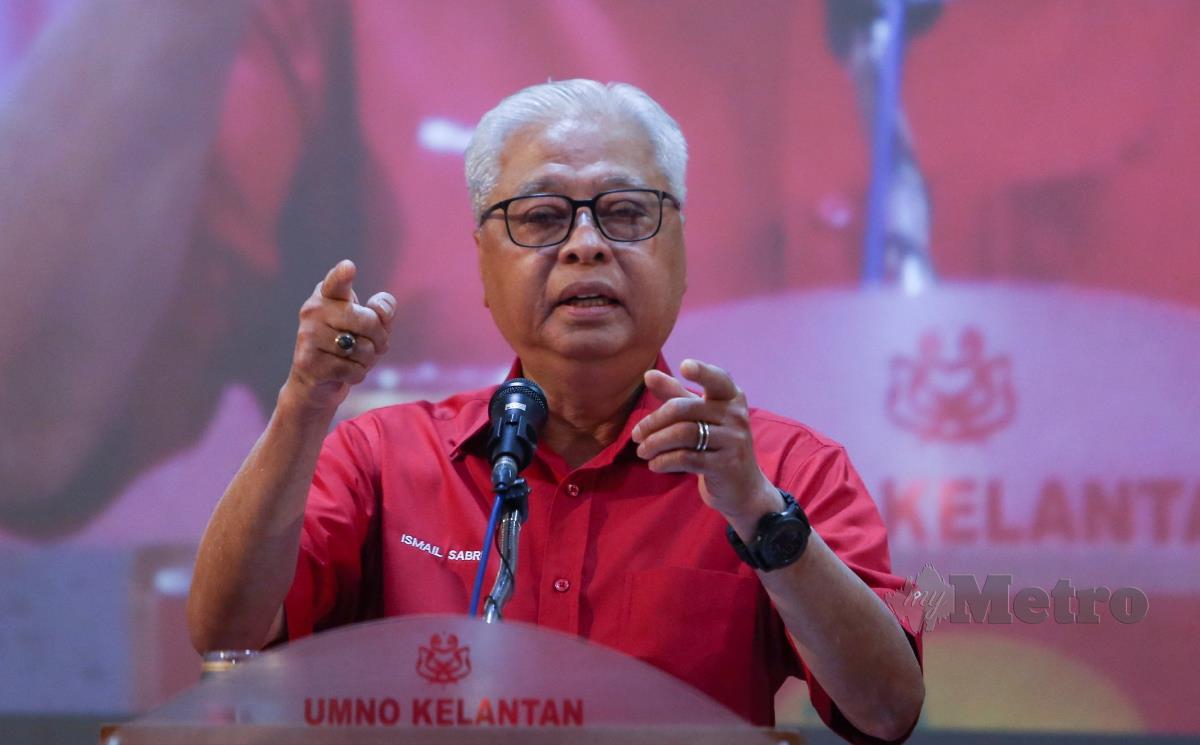 Ismail Sabri berucap ketika menghadiri Perjumpaan Khas Perdana Menteri dan Biro Politik UMNO Kelantan di Dewan UMNO Negeri Kelantan.  FOTO NIK ABDULLAH NIK OMAR