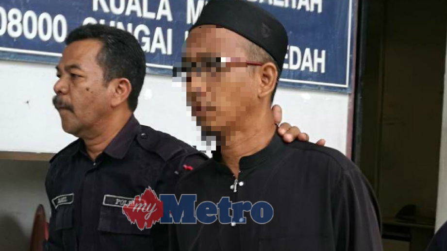 Lelaki berusia 54 tahun dibawa ke Mahkamah Majistret Sungai Petani untuk mendapatkan perintah tahanan reman selepas merogol wanita berusia 28 tahun yang juga jirannya di Kampung Sungai Yu, Bukit Meriam, Kota Kuala Muda, Sungai Petani, semalam. FOTO Omar Osman