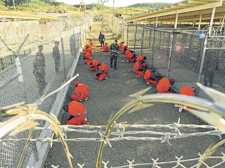 GAMBAR fail, keadaan banduan yang disoal siasat tentera AS di penjara Guantanamo. - Agensi