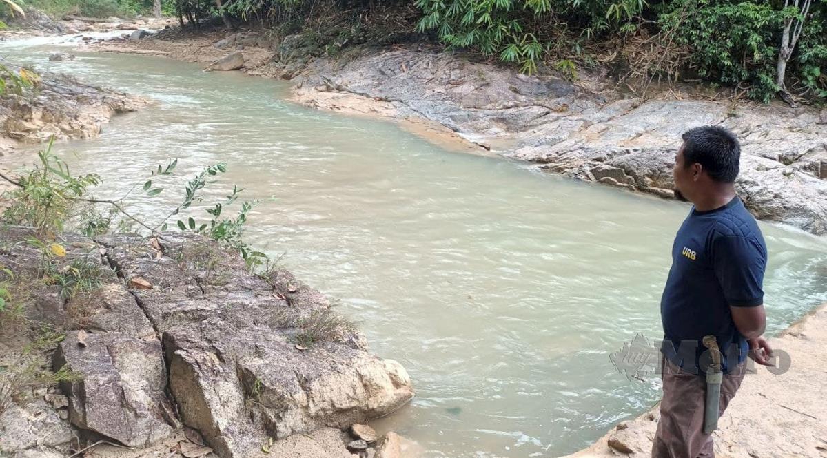 Penduduk di Chuchoh Puteri A dan Chuchoh Puteri B memohon agar kawasan tadahan air di Sungai Sok yang digunakan mereka diwartakan. FOTO SITI ROHANA IDRIS