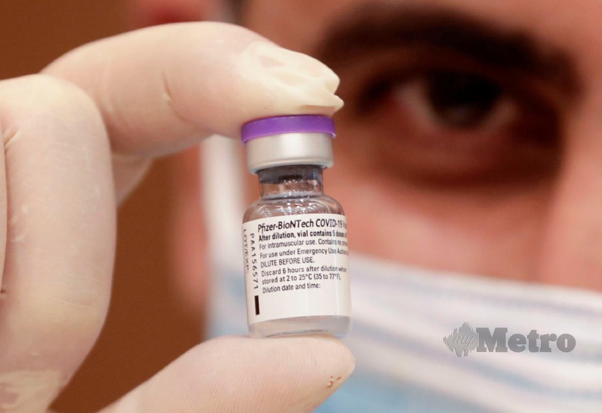 Vaksin Pfizer-BioNTech Covid-19. FOTO AFP