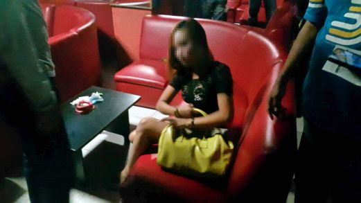 GRO yang ditahan ketika serbuan di pusat hiburan di Jalan Tuanku Abdul Rahman, semalam.  