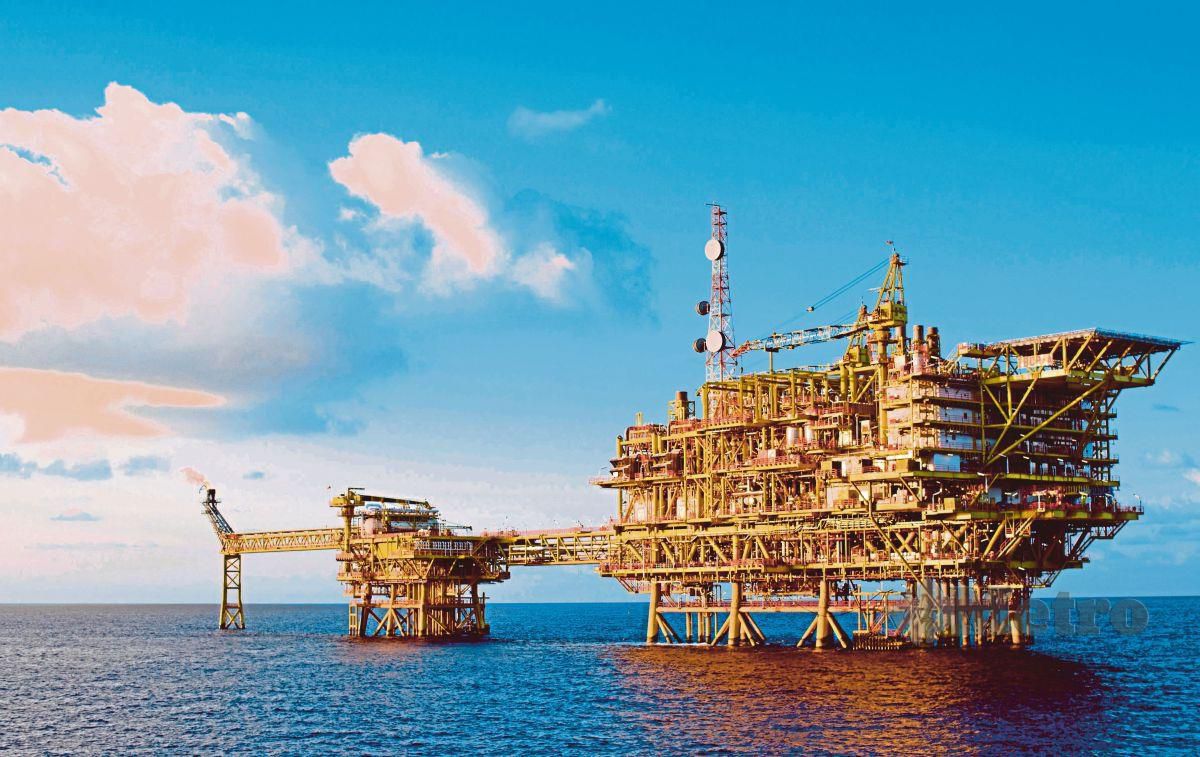 KUALA LUMPUR 04 SEPTEMBER 2020. Pelantar minyak Petronas di Tangga Barat,Terengganu. NSTP/IHSAN PETRONAS
