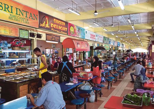 Tinjauan harga makanan  di Subang Jaya selepas penurunan harga minyak.