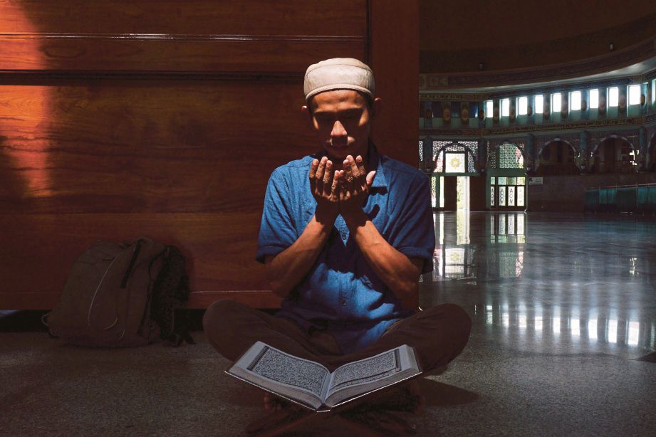 PUASA sunat enam hari pada Syawal adalah sebahagian daripada puasa sunat sepanjang tahun yang disarankan dalam Islam. FOTO AFP