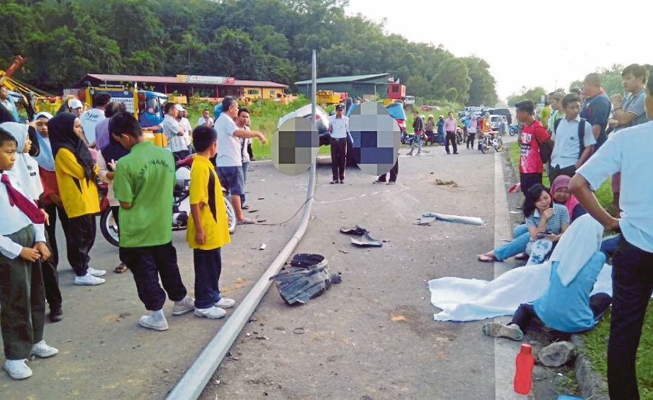 KEMALANGAN yang mengorbankan seorang remaja perempuan babit tiga kenderaan di Jalan Tuaran Bypass berhampiran Simpang U Kampung Kalansanan, Inanam Kota Kinabalu.