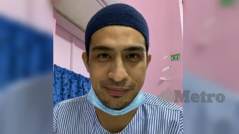Ashraf Muslim ketika dirawat di Hospital Sungai Buloh akibat dijangkiti Covid-19. FOTO Instagram