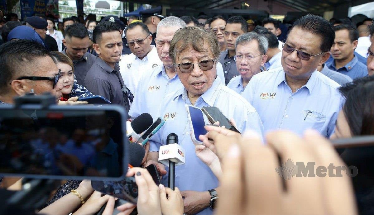 Premier Sarawak Tan Sri Abang Johari Tun Openg, pada Majlis Perasmian Sambutan Hari Air Sedunia Peringkat Kebangsaan Tahun 2024 di Tebingan Kuching. FOTO NADIM BOKHARI