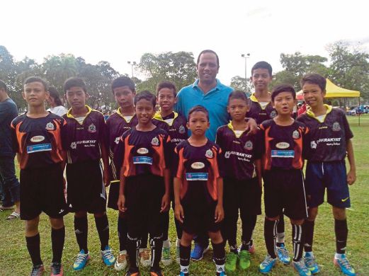 TUNAS Lagenda muncul juara U12 Soccerkids Shah Alam pada 2013.