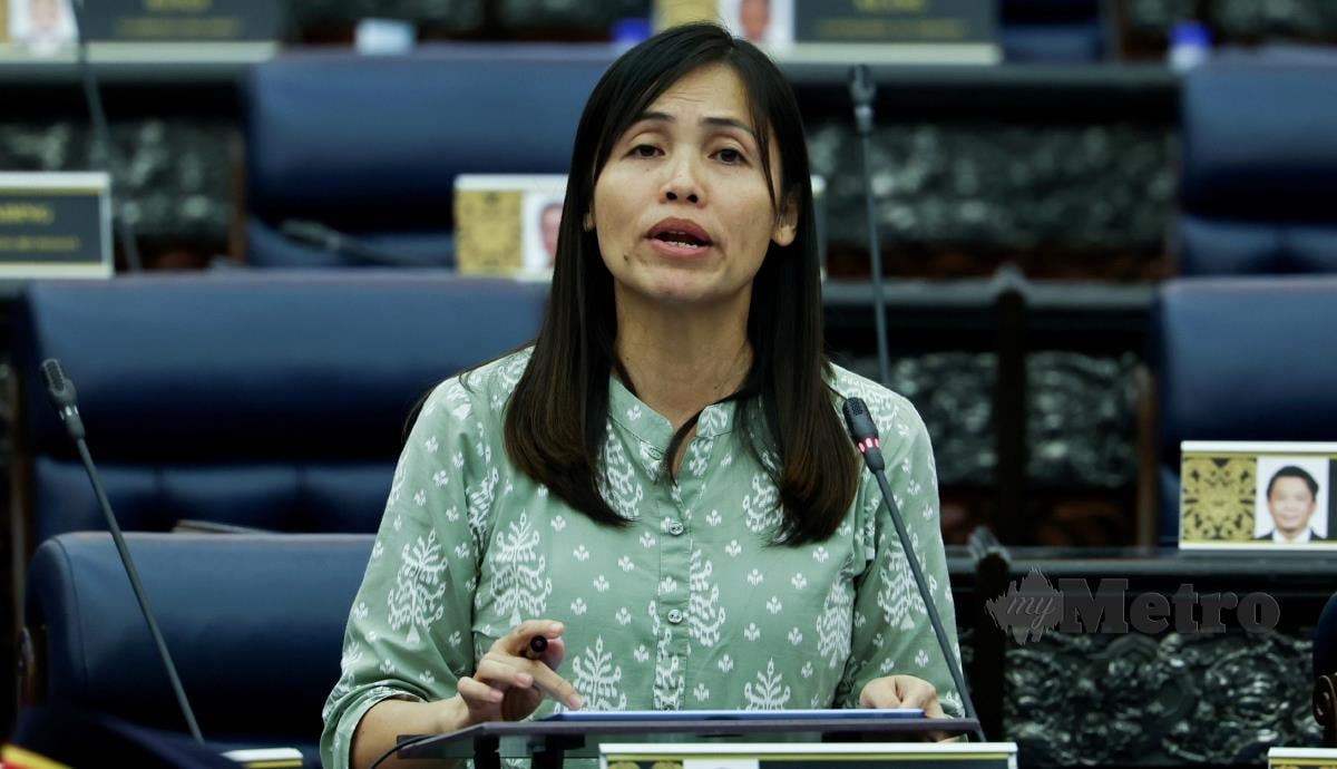 Timbalan Menteri Komunikasi merangkap Ahli Parlimen Kulai Teo Nie Ching ketika hadir pada Persidangan Dewan Rakyat sempena Mesyuarat Kedua, Penggal Ketiga Parlimen Kelima Belas di Bangunan Parlimen hari ini. FOTO BERNAMA