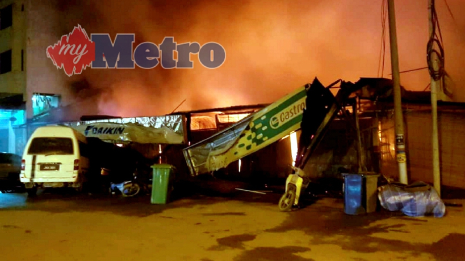 Suami isteri maut rumah kedai terbakar | Harian Metro