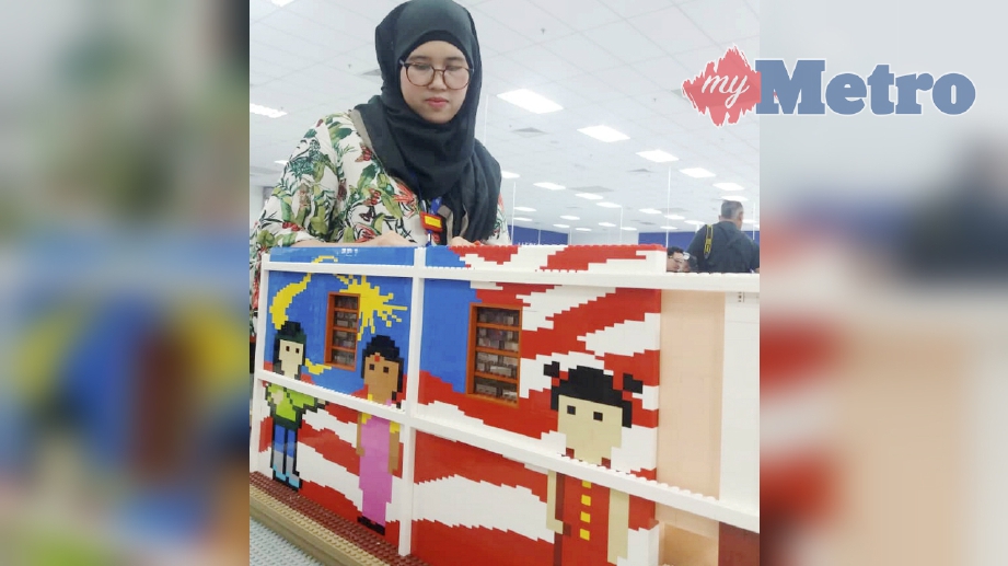 PEREKA model lego, Siti Fatimah Ibrahim, 35. FOTO Mary Victoria Dass