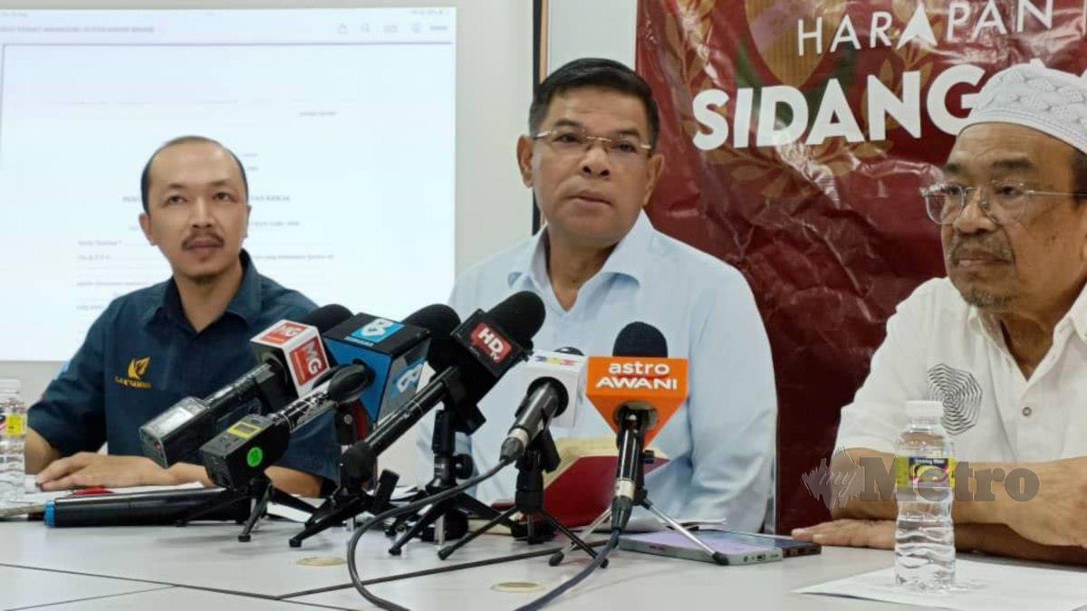 Ketua Setiausaha Pakatan Harapan (PH), Datuk Seri Saifuddin Nasution Ismail ketika sidang media mendedahkan satu lagi kecurian REE di Kampung Bendang Man, Sik. FOTO Noorazura Abdul Rahman
