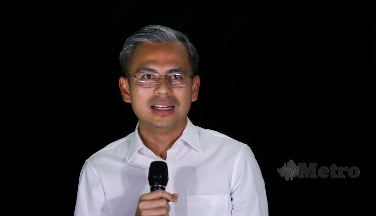 Menteri Komunikasi dan Digital, Fahmi Fadzil bercakap ketika Tayangan CedokLife di TGV Sunway Pyramid. FOTO AZIAH AZMEE