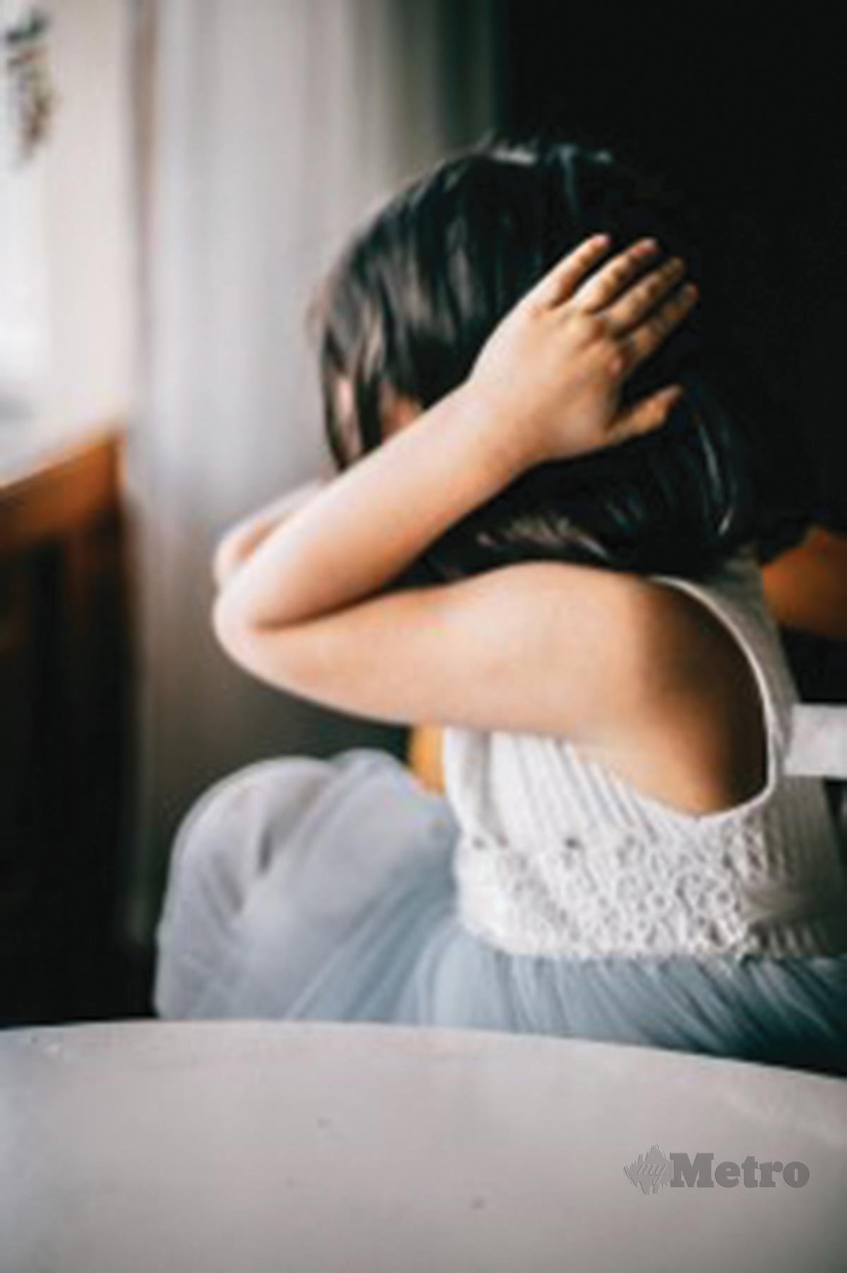 ANAK, cucu dan cicit kepada penghidap PTSD boleh mewarisi trauma.