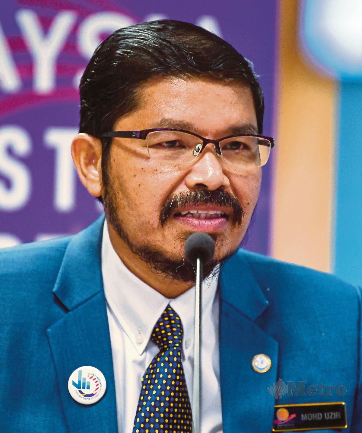 DR Mohd Uzir