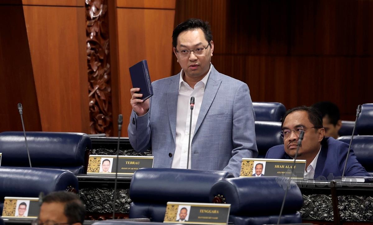 Ahli Parlimen Tebrau, Jimmy Puah Wee Tse ketika Sidang Dewan Rakyat di Bangunan Parlimen hari ini. FOTO BERNAMA