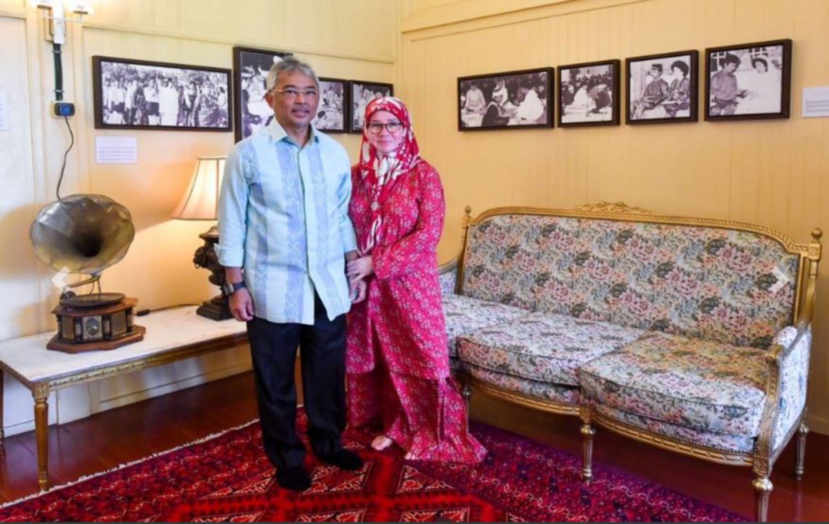 AL-SULTAN Abdullah dan Tunku Azizah di Istana Mangga Tunggal. FOTO Istana Negara.