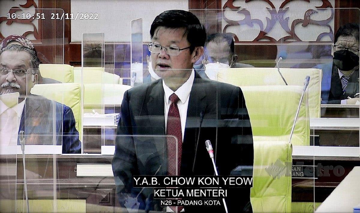 Ketua Menteri Pulau Pinang, Chow Kon Yeow menyampaikan ucapan Belanjawan Bajet 2023 negeri Pulau Pinang pada Mesyuarat Pertama Penggal Kelima Dewan Undangan Negeri Ke-14 di Dewan Undangan Negeri, Lebuh Light, Georgetown di sini, hari ini. FOTO MIKAIL ONG