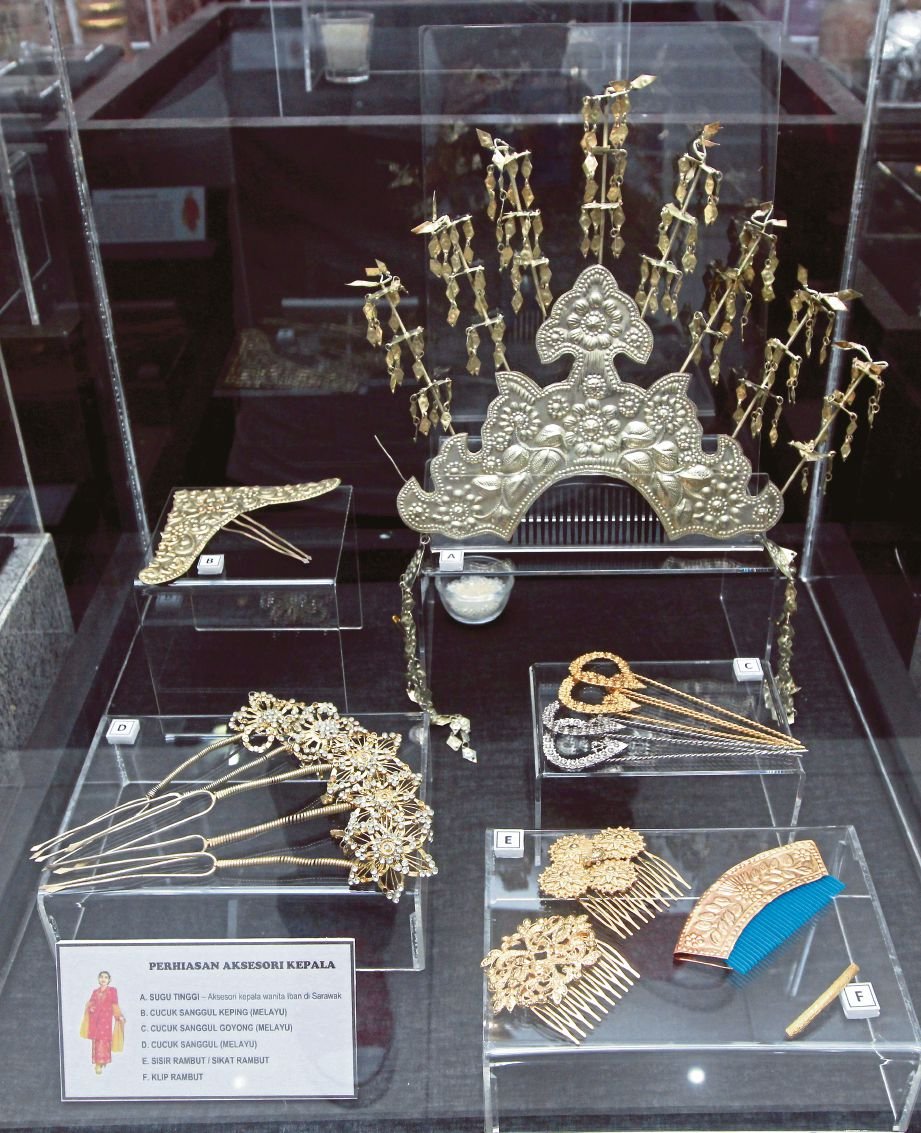 Perhiasan Diri Kaum Cina Kebanyakan barangan filigree