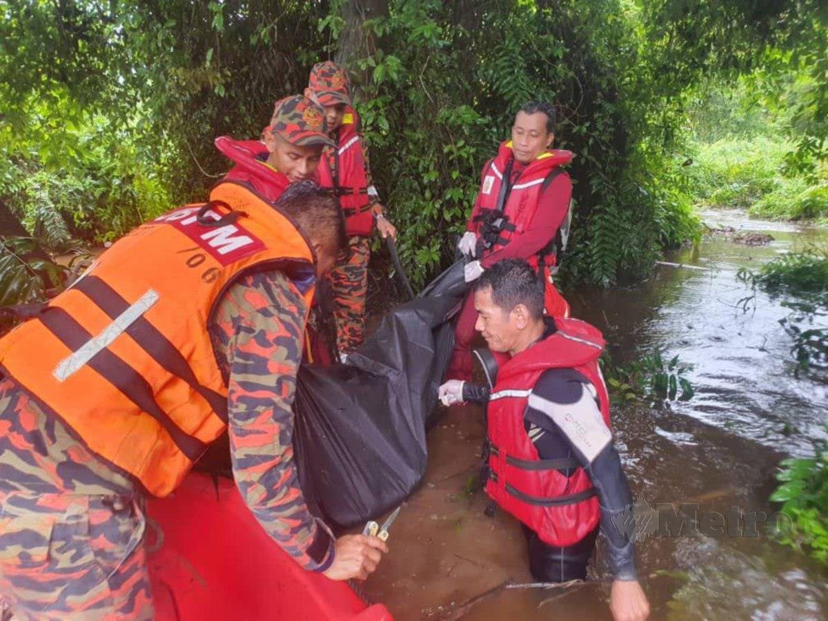 Mayat Mohamad Amirul Haikal Che Jaapa ditemukan Pasukan Penyelamat Di Air(PPDA). FOTO Ihsan JBPM Pahang