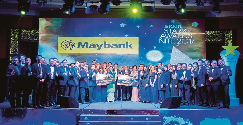 MAYBANK muncul sebagai juara keseluruhan dengan memenangi tiga anugerah utama pada ASNB Starz Awards Nite 2017.