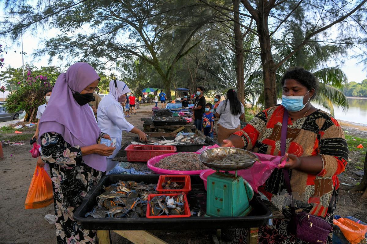 Good at offering. Orang Asli religious Culture.