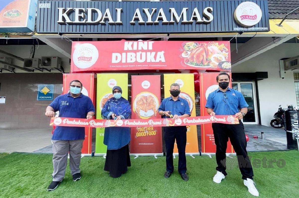 CAWANGAN Kedai Ayamas ke-69 dibuka di Kerteh. FOTO ihsan KARA Holdings Sdn Bhd