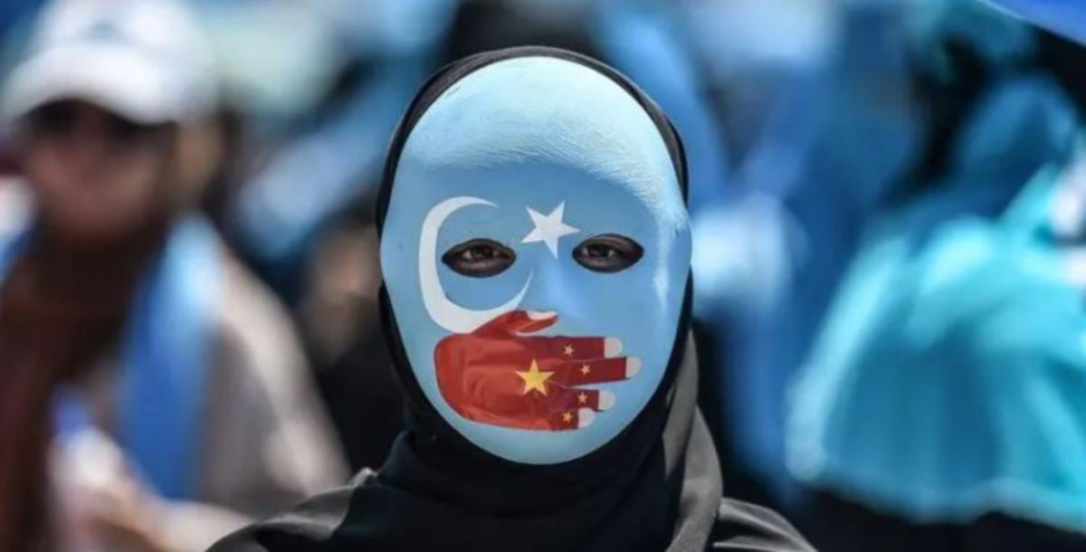 TUNJUK perasaan membantah penindasan etnik Uighur. FOTO fail AFp 