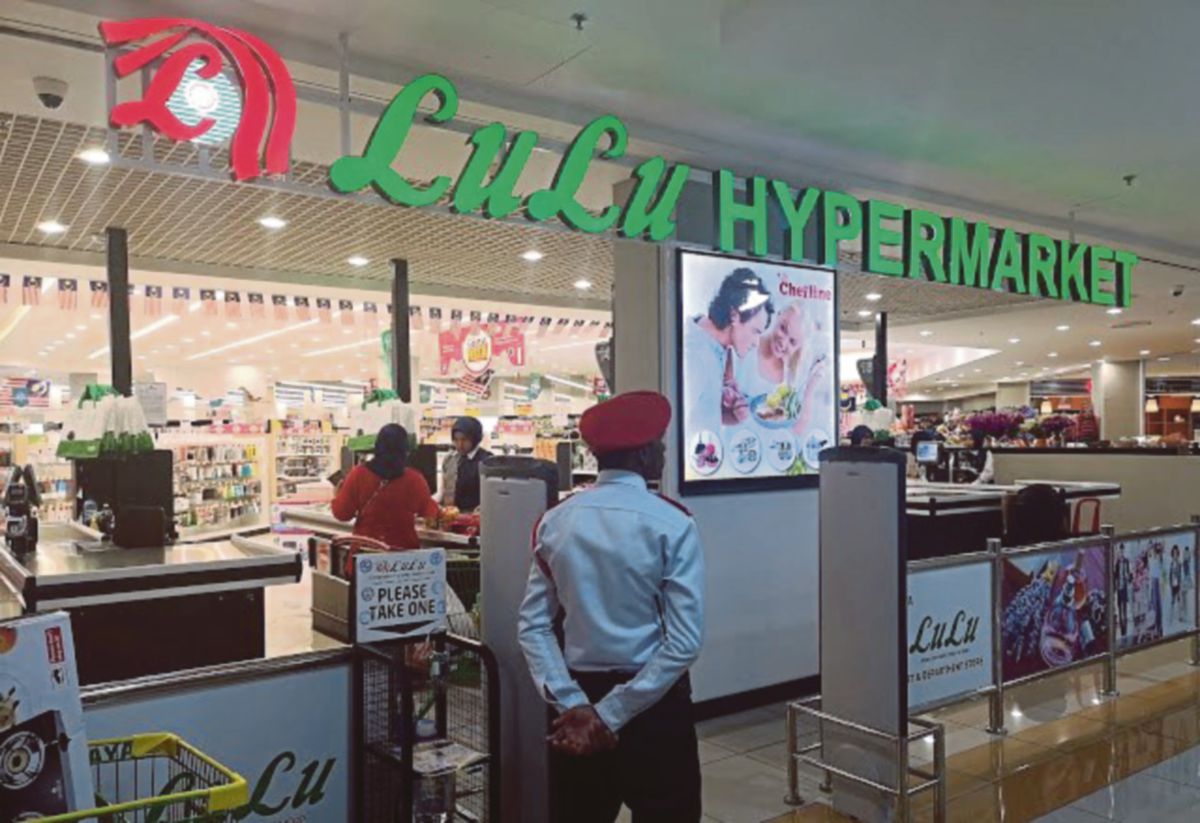Lulu hypermarket setia city mall