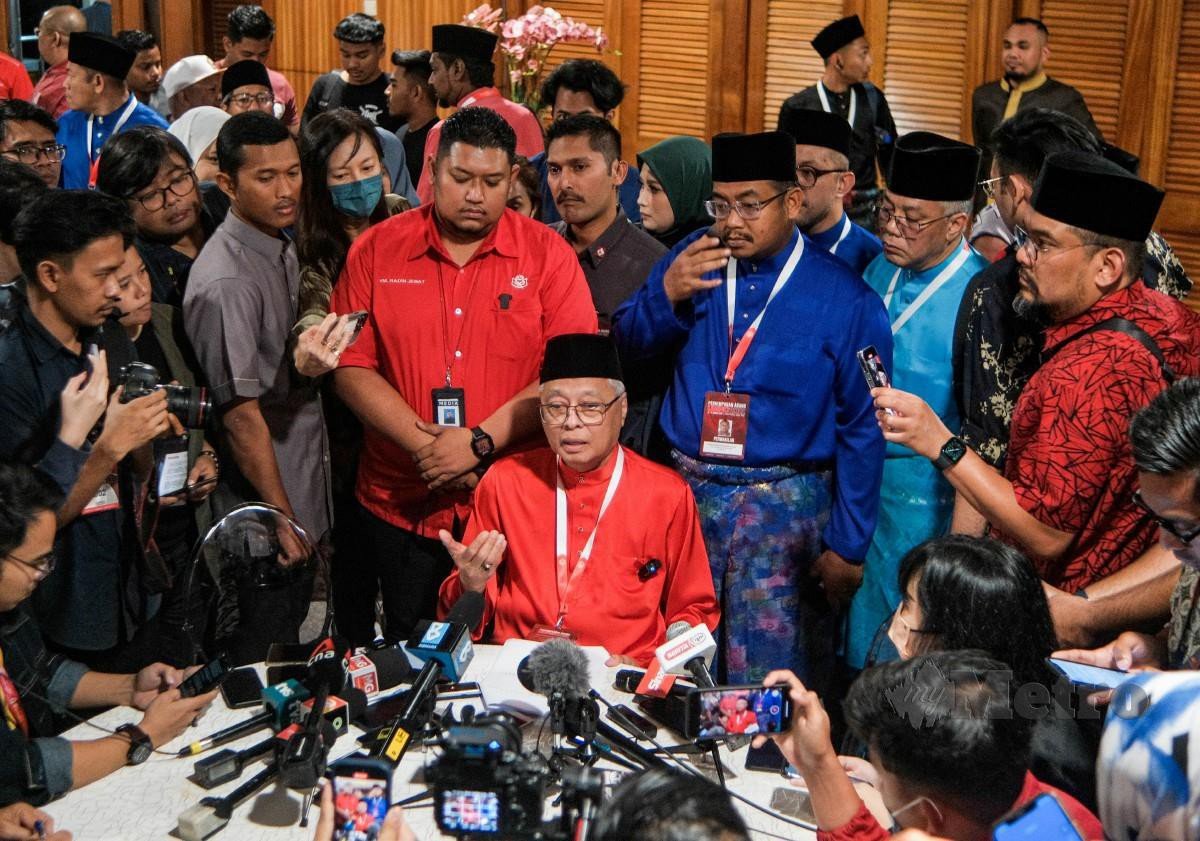 ISMAIL Sabri mengadakan sidang media selepas ucapan penggulungan Perhimpunan Agung Umno 2022, baru-baru ini. FOTO arkib NSTP 