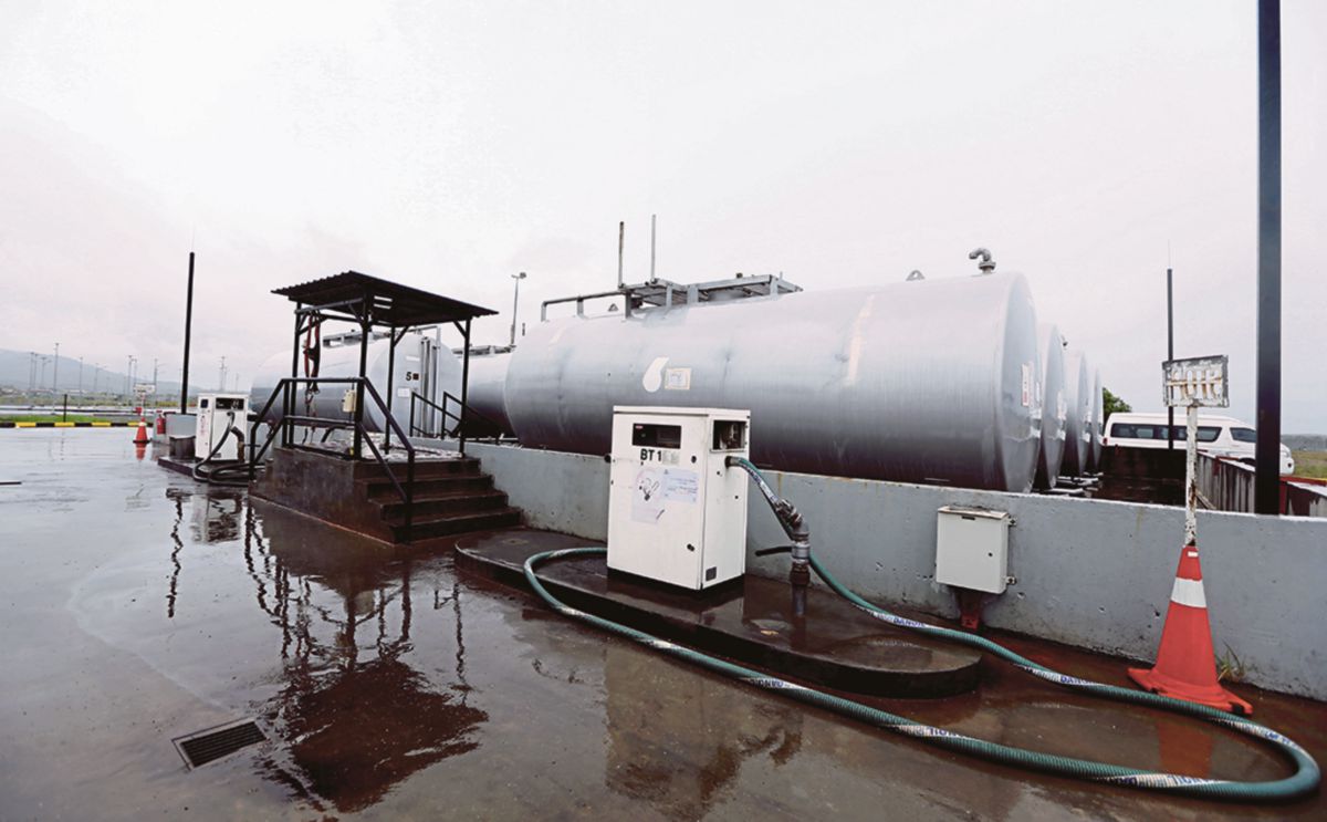 KOPEJA berkembang bermula dengan perusahaan stesen minyak dalam PIC. 