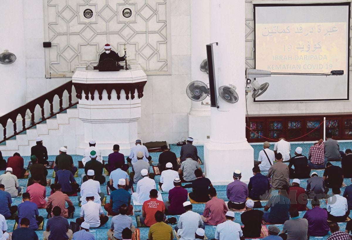 JUMAAT hari dikumpulkan seluruh umat Islam di masjid bagi tujuan mendengar khutbah yang berisi nasihat dan wasiat Rasulullah.