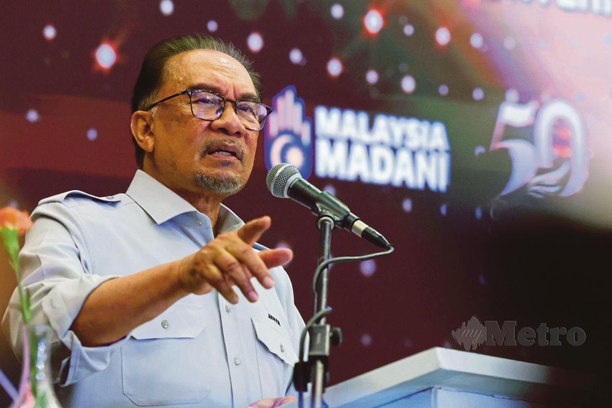 Perdana Menteri Datuk Seri Anwar Ibrahim.