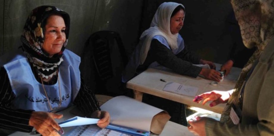 UNAMA tetap bantu proses pilihan raya presiden Afghanistan. FOTO: AFP