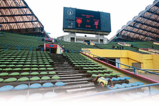 MALAYSIA mungkin beraksi di stadium kosong.