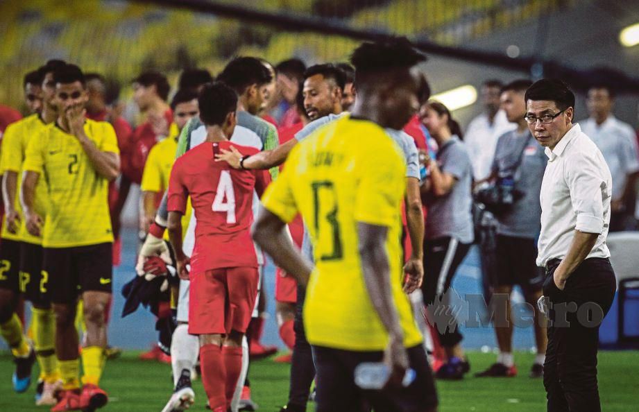 REAKSI Cheng Hoe selepas Malaysia tewas 0-1 kepada Singapura dalam perlawanan Piala Airmarine 2019, baru-baru ini.