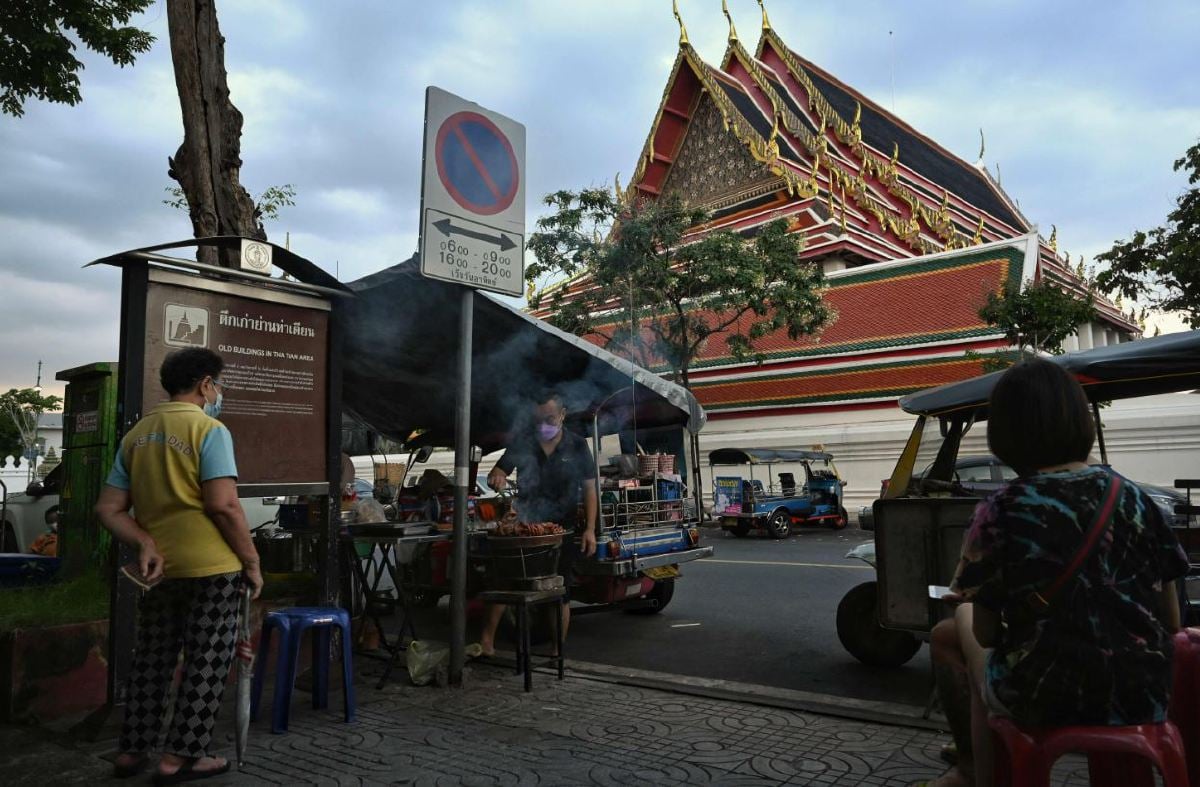 LAPORAN TIP mengenal pasti Thailand sebagai negara sumber dan transit bagi sindiket jenayah yang menjalankan penipuan siber di Kemboja, Laos, Burma dan Filipina. FOTO AFP.