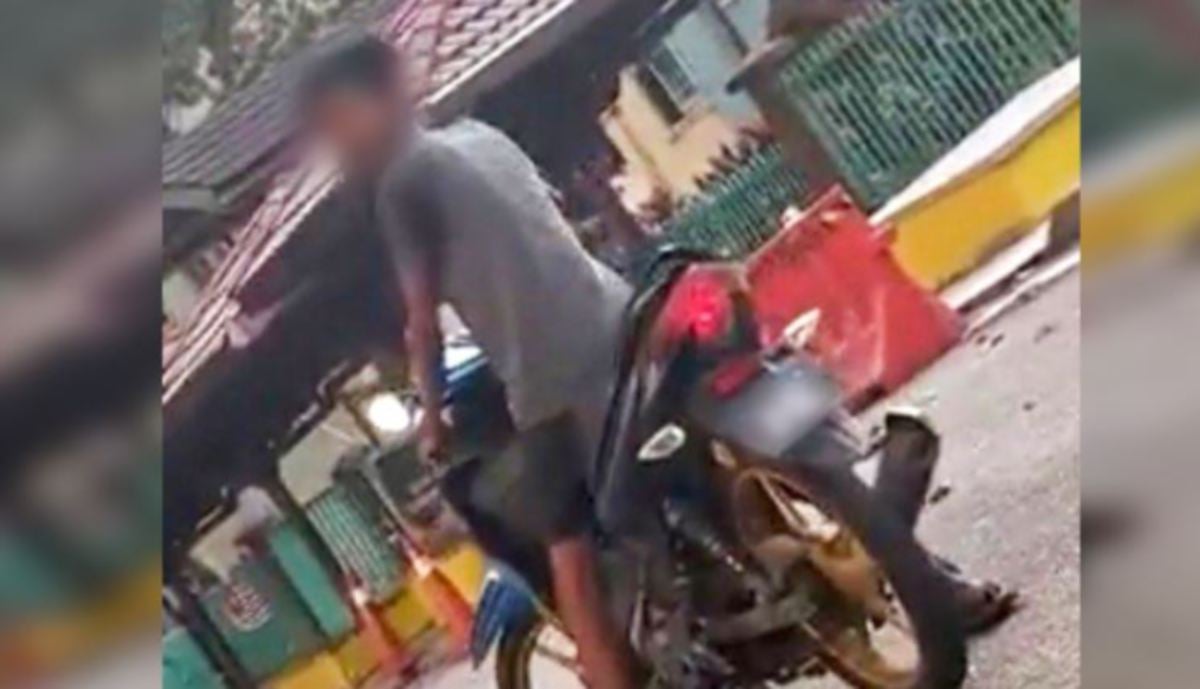 GAMBAR tular lelaki didakwa melakukan serangan seksual terhadap wanita ketika menunggang motosikal di kawasan Kota Damansara.