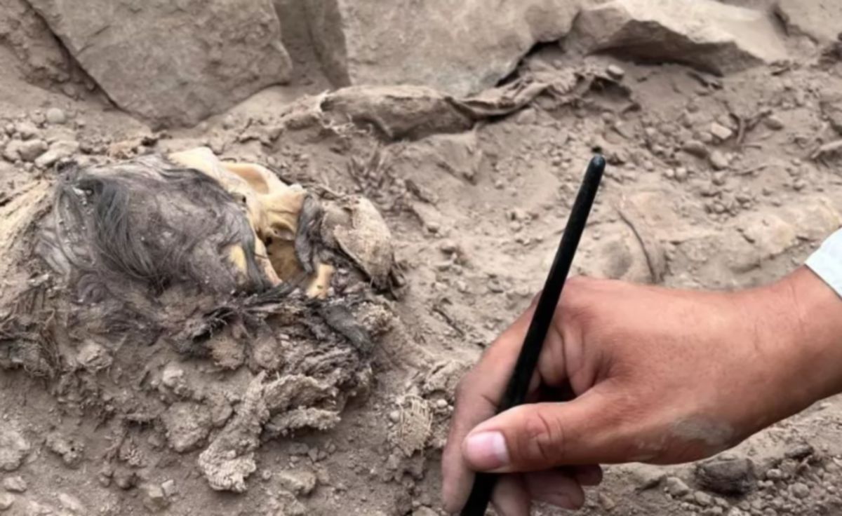 MUMIA ditemukan di Peru. FOTO Reuters