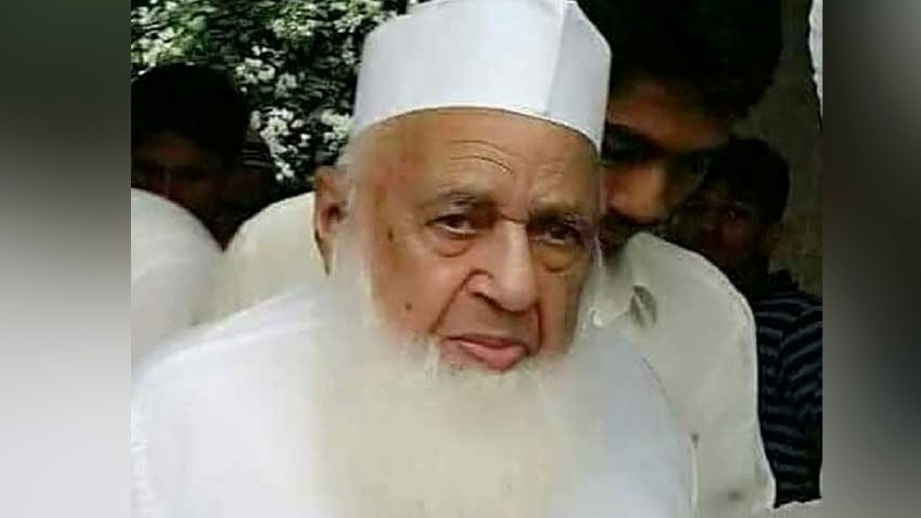 PEMIMPIN Tableeghi Jamaat Pakistan, Abdul Wahab, 96, atau dikenali sebagai Bai Wahab meninggal dunia di Raiwind, Lahore akibat sakit tua. FOTO The Express Tribune