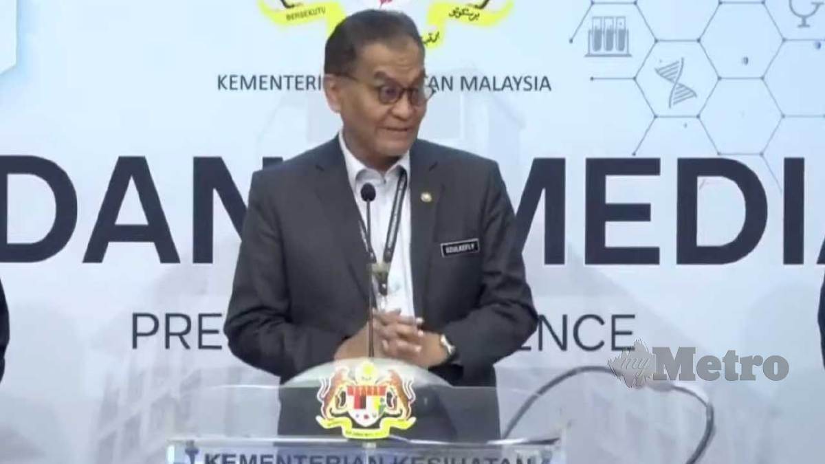 DR Dzulkefly Ahmad ketika sidang media khas KKM di Putrajaya.
