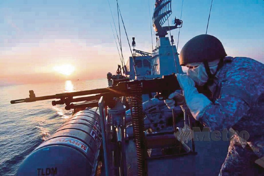SEBELAS aset TLDM termasuk kapal selam KD Tunku Abdul Rahman dan 3,000 anggota terbabit dalam siri latihan.