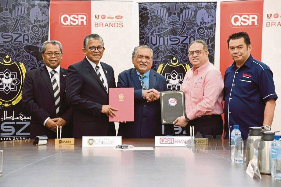 UniSZA tandatangani MoA bersama QSR Brands.