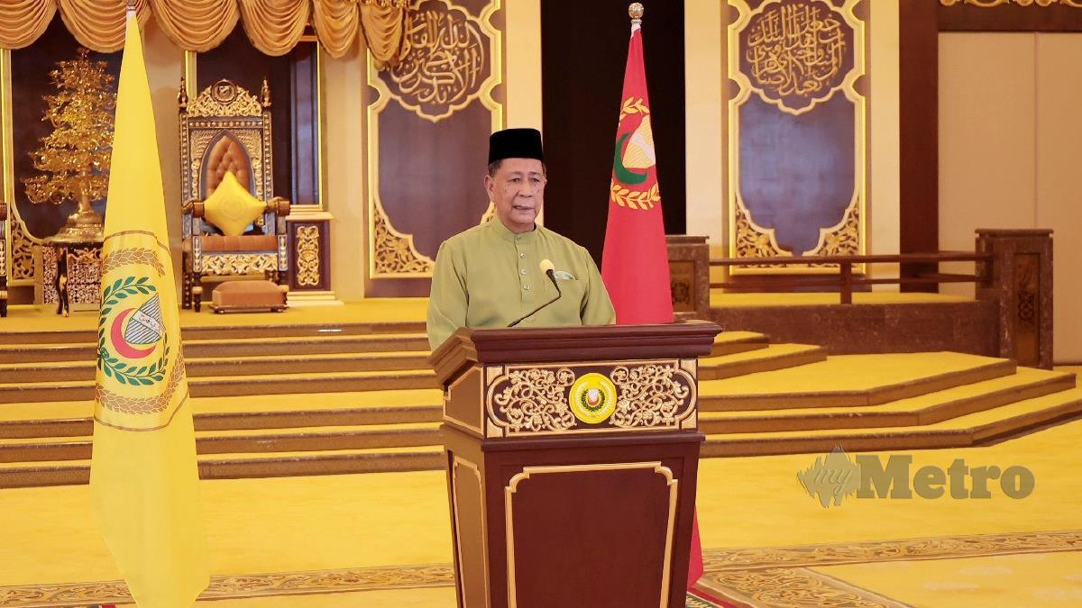 SULTAN Sallehuddin bertitah sempena Sambutan Maulidur Rasul 1443H/2021M Peringkat Negeri Kedah.Foto ihsan Pejabat SUK