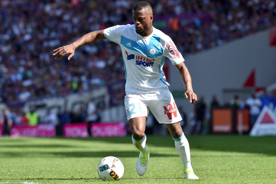  EVRA bersetuju untuk menamatkan kontraknya bersama Marseille. 