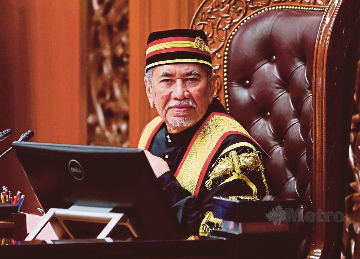 KHABAR angin Wan Junaidi dilaporkan meletak jawatan sebagai Speaker Dewan Negara ada kaitan dengan pelantikan sebagai Yang di-Pertua Negeri Sarawak. FOTO Bernama